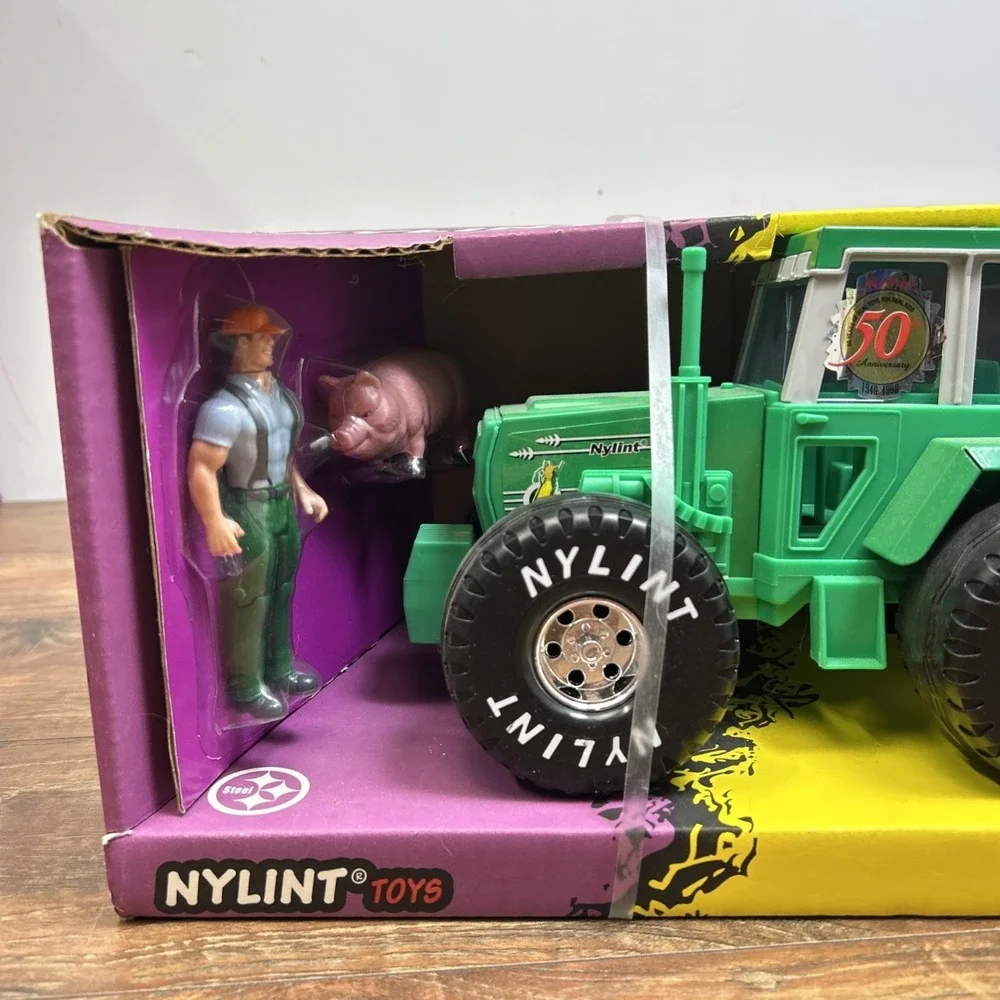 Vintage Nylint Farm Set Tractor Crop Sprayer Farmer Pig 1996 #1732 Original Box